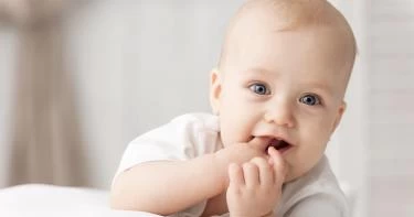 فوائد العصفر للأطفال الرضع